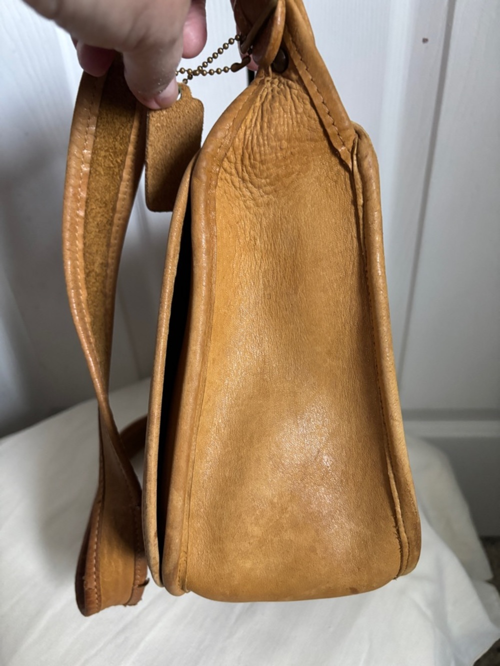 Vintage 1970’s Coach Classic Pouch, New York City! - Picture 4 of 16